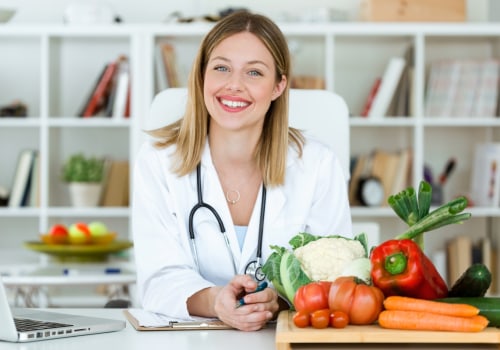 Why do people go to a nutritionist?